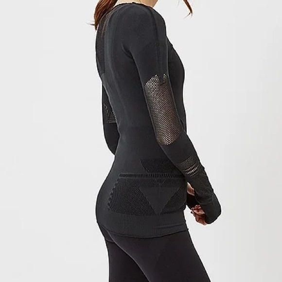 Sweaty Betty Union Jack Seamless Top w/ Cutouts Size S/M - Picture 2 of 6